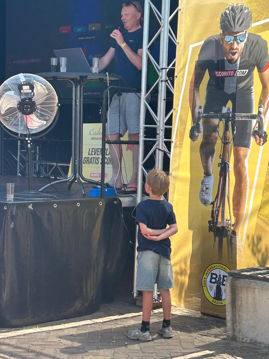 Meneer Scorito tweet media