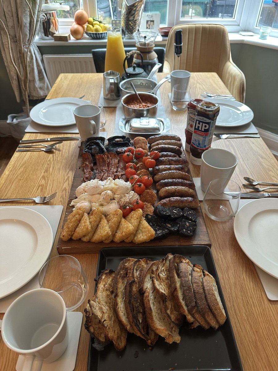 Hoole Food Market tweet media