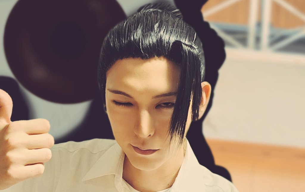コスプレする予定もないから昔の自撮りで遊んでた！
閉じる目逆なのごめんなさい🙇
｢外で話そうか…｣
