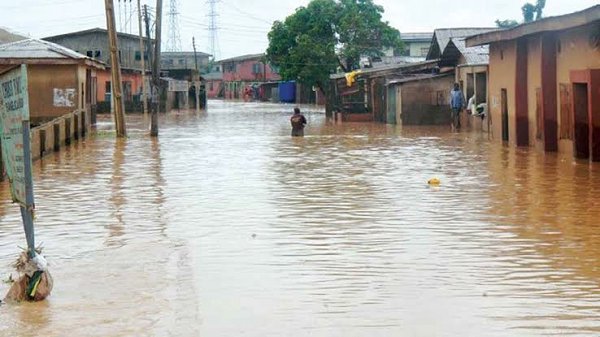 Ogun Govt warns of more torrential rainfall, urges residents to prepare for floods  -  nairametrics.com/2025/06/22/ogu…