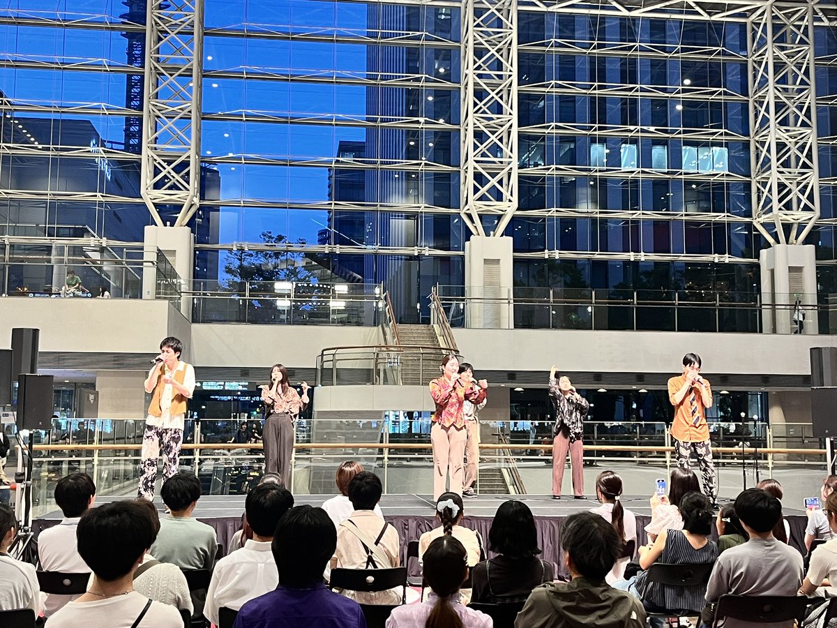 bra1629's tweet photo. @banger_fun6 

ステージング良くて、おもわず手拍子でノリノリしすぎちゃいました https://t.co/EOTj1mAavn