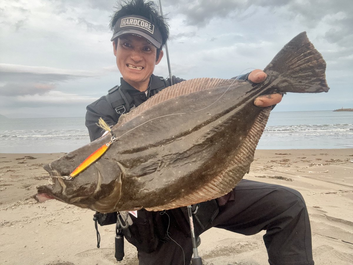 tatsuya0721y's tweet photo. 北の大地はでっかいどう(噴火湾)
北海道のDUELサポーター様2人は
ブランカジグのスペシャリストでした☝️
僕もローカルの方を見習いブランカジグ
また1から勉強し直しだね😆
北海道に来て、また新たに勉強になり
良い遠征になりました🫡
#DUEL
#ブランカ
#HARDCORE
#NORIESOCEAN
#FLATFISHPROGRAMMU https://t.co/kuoiu52XL9