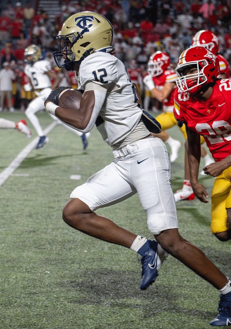 Congratulations to <a href="/DannellJester/">Dann3ll🤫</a> and <a href="/jabariwatkins18/">Jabari Watkins</a> for being named to the 2025 Swamp Shootout All-Tournament team. 

#TheCounty #TogetherWeSwarm #W1NTHEDAY