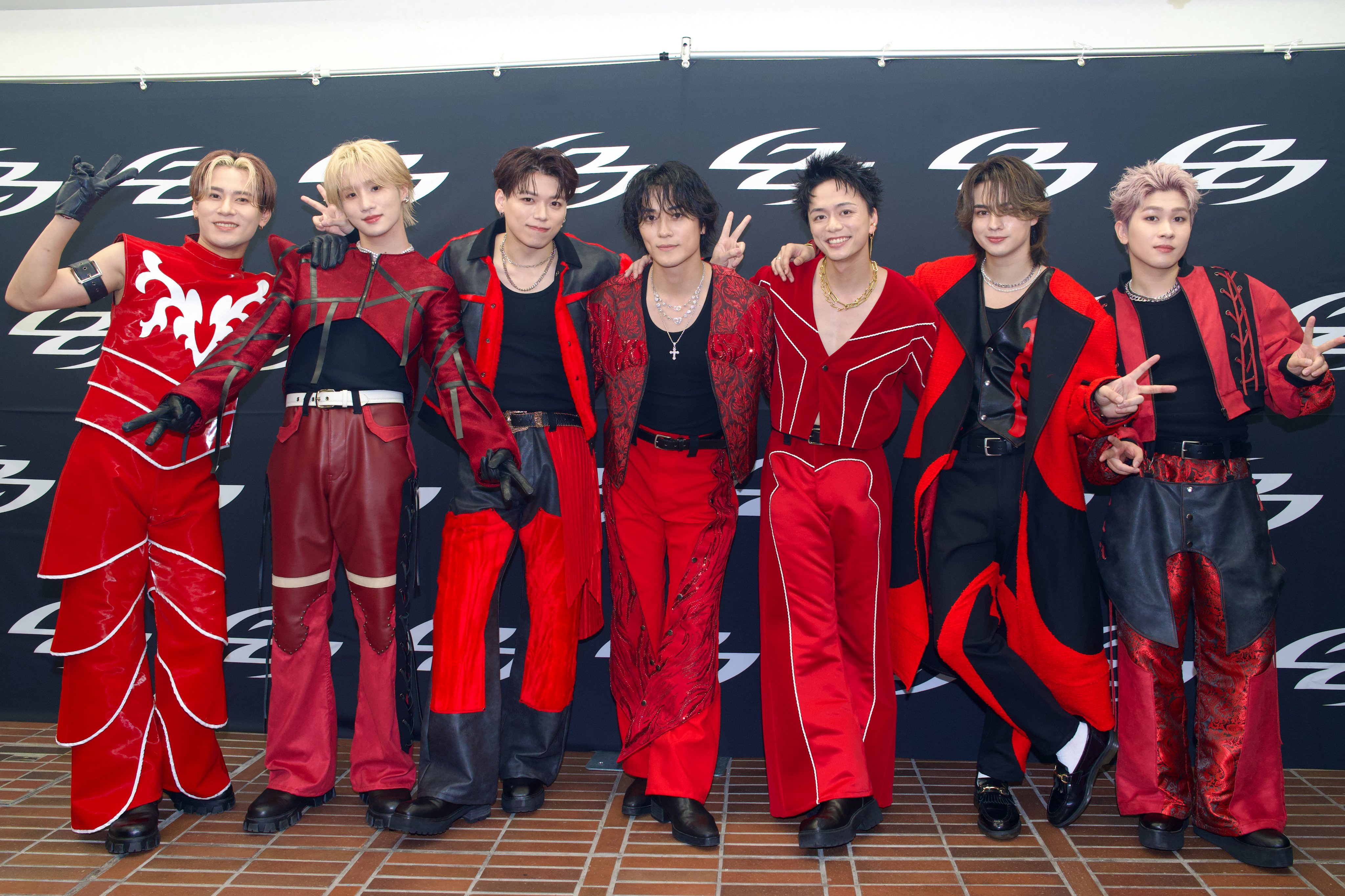 BALLISTIKBOYZ BOTまとめ売り 2025年最新】bot フラッグ バリの人気アイテム - メルカリ