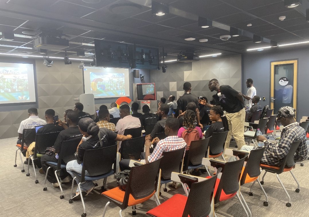 Network_Gh1's tweet image. Grateful for the opportunity to learn from and engage with the @alx_africa and @Google AI Team community in Accra. The passion and energy are contagious! 🔥

#ALX #AfricanLeadership #TechForGood #Innovation #FutureLeaders"