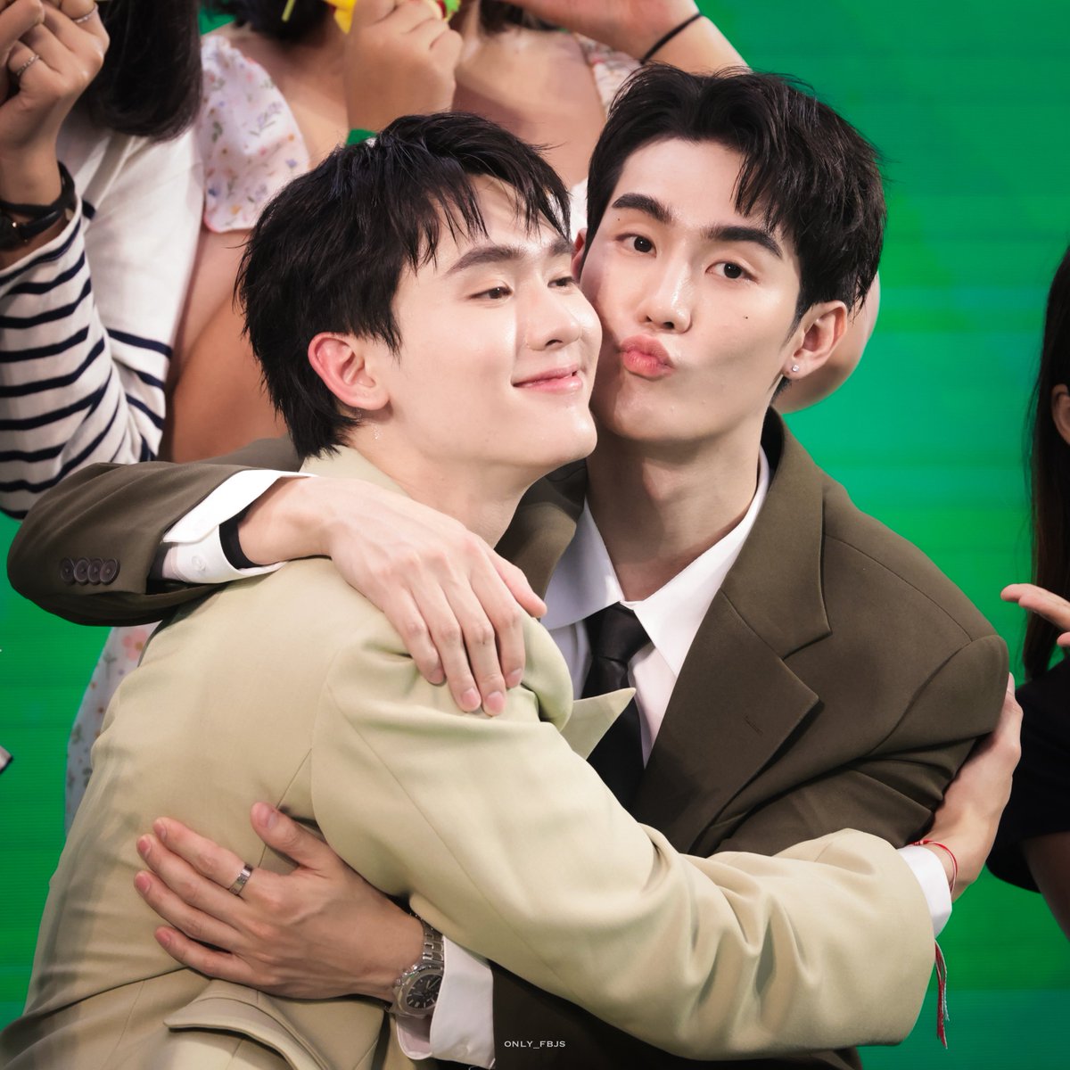 only_fbjs's tweet photo. 𓏰𓏰 250622 • 🦊🍅

สมการนี้ใครฟรินที่สุด
แฟนคลับ ✅✅
ฟอส ✅✅✅✅✅✅

FORCEBOOK WITH BAYGON
#BaygonxForceBook https://t.co/5EXeoeeRLo