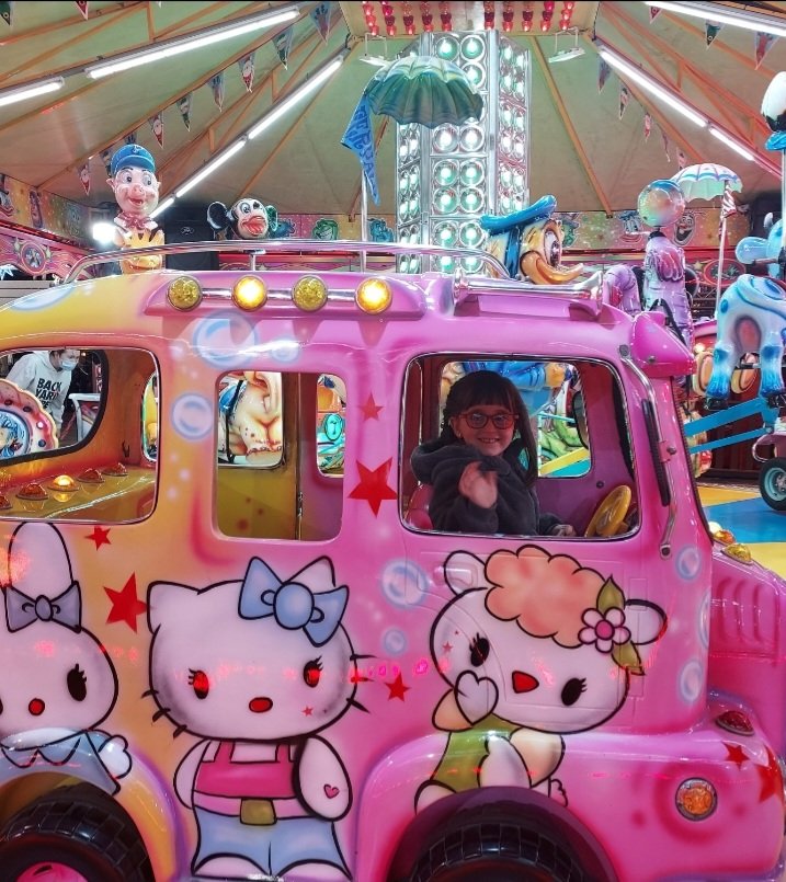 Mis sentimientos se mueven continuamente entre el dolor y la rabia. Ayer, otra vez, tres menores salieron despedidas del saltamontes en la feria de Castro Urdiales, pero de esto no se va a hablar ni habrá consecuencias, porque por suerte no hay ninguna víctima. Desde que murió