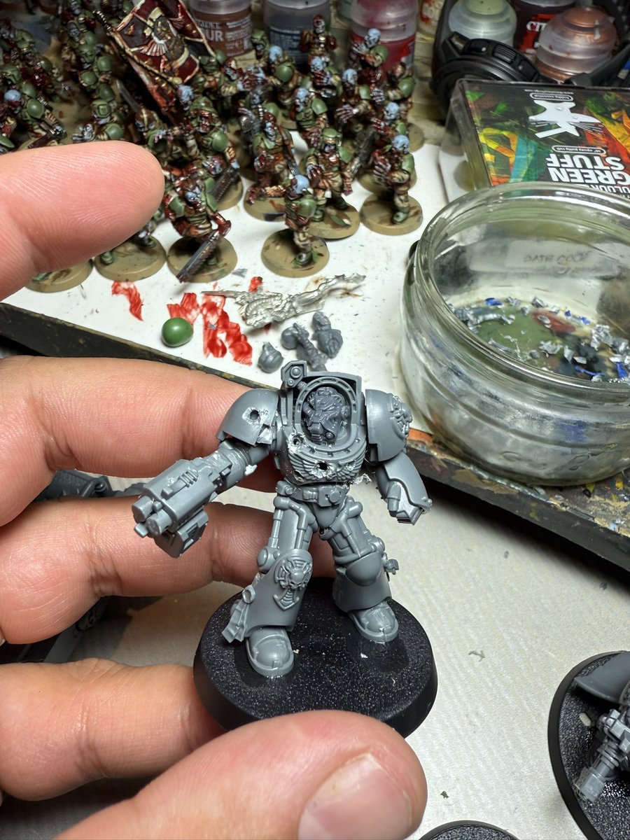 husker04's tweet photo. Another all nighter and the zombified Ultramarines are done. Never painted a Ultramarine before so this will be different. All counts as for my Deathguard army anyway #WarhammerCommunity #warcom #warhammer #warhammer40k #warhammer40000 #zombies #undead #nurgle #plaguemarines https://t.co/vTJYryTCOj