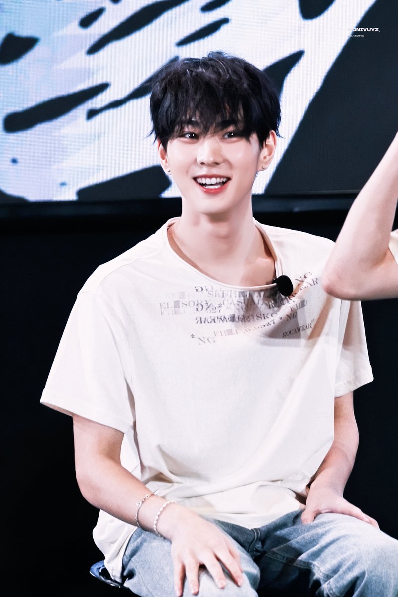 wonivuyz's tweet photo. 250622 SHOPEE

#양정원 #정원 #JUNGWON 
#ENHYPEN #엔하이픈 https://t.co/ZwmaFkjKx6