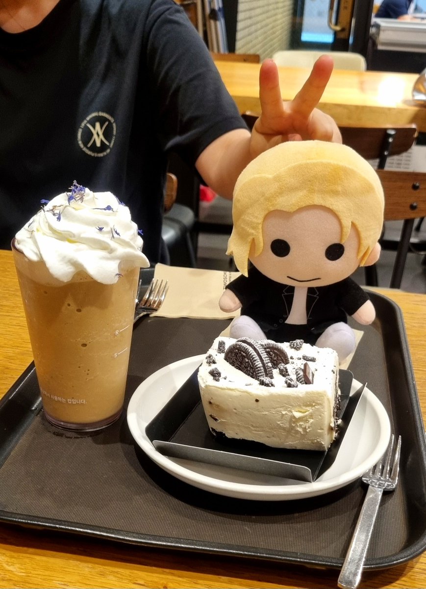furiousnui's tweet photo. #Alexandros #川上洋平
#川上洋平生誕祭 #川上洋平誕生祭2025 

아조시 생일축하해 https://t.co/aSzDzZMVNl