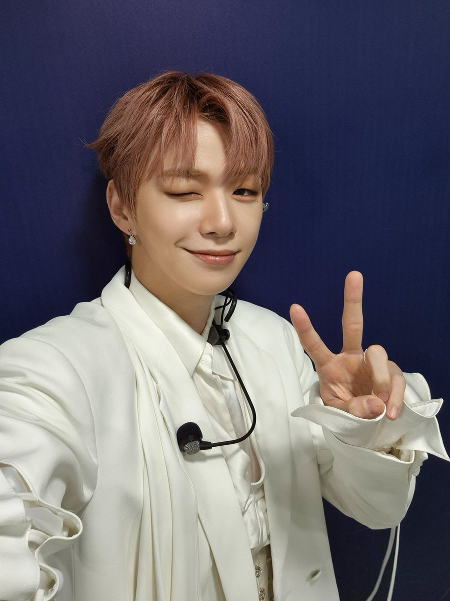 강다니엘(KANGDANIEL) tweet media