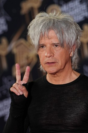 TeamFSociety1's tweet photo. 1 -Alerte littérature #pédophile ‼️
#nicolasirkis de #Indochine a écrit un torchon qu'il a séquencé en plusieurs histoires, l'une d'elle est intitulée "Justine", une petite fille de 11 ans qui explique à un homme qu'elle aime être l'objet sexuel de son grand-père. 
Partagez ! https://t.co/QI4rg3plCl