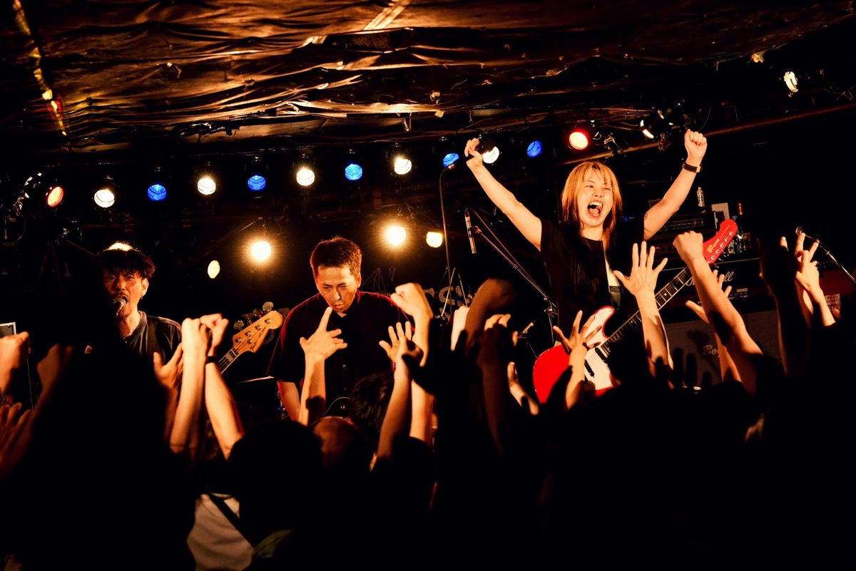 6/22(日) 下北沢 SHELTER

UNLIMITS pre. 夢幻の宴 Vol.44
～ 疾走白昼エモーション ～

w/ AFTER SQUALL

大入りありがとうございました！

良き日曜日を！

photo by <a href="/H_and_A/">半田“H.and.A”安政</a>