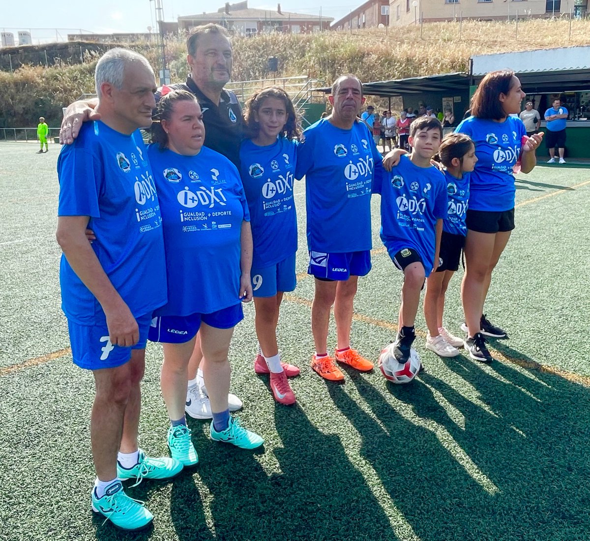 isablanco7's tweet photo. Jornada de Fútbol Inclusivo organizada por @FJyD @FedExFutbol @CPSANMIGUEL_pla donde han participado equipos de toda Extremadura. 
Muy bien @placeat con sus 2 equipazos!!!
@Ayto_Plasencia https://t.co/sFHN6FeJ19