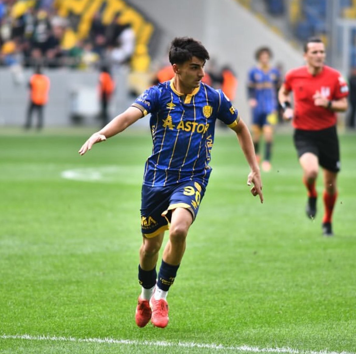 SON DAKİKA - Miraç, Ankaragücü’nden ayrıldığını açıkladı.