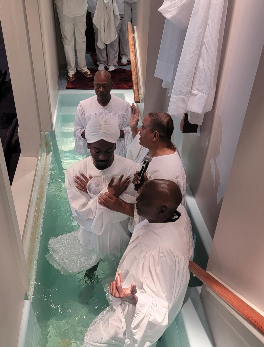 CondoneNews's tweet image. Bruce shares photos from his recent baptism ✝️