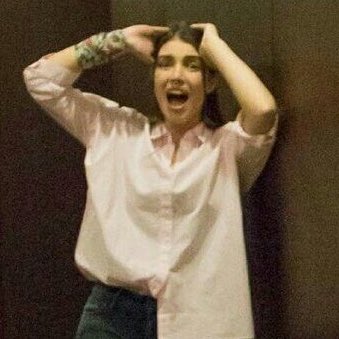 Esperen como que Denocim y Cağlar salieron el mismo dia con propuestas para regresar al set jajaja jajaja de por sí uno ya está delulu jajaja 
Me explicas universo ...
#ÇağlarErtuğrul #DenizBaysal #CağDen