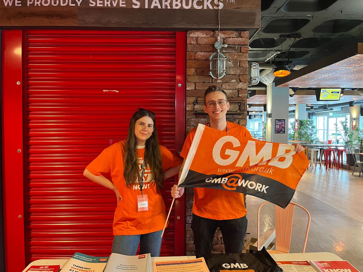 PhilipHutch98's tweet image. Had a fantastic weekend at @YoungLabourUK Congress repping for @GMB_union.
Was great to have so many good conversations and to see lots of young workers sign up to join the union.
GMB is fighting for the future of work and young workers are signing up to join the fight ✊