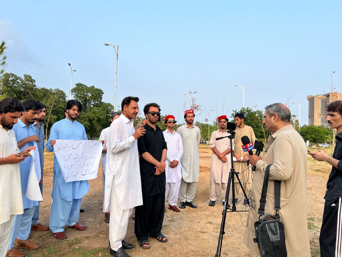 MirIhsan0's tweet photo. Voice for Peace in kurram. https://t.co/Zteg18bGKx