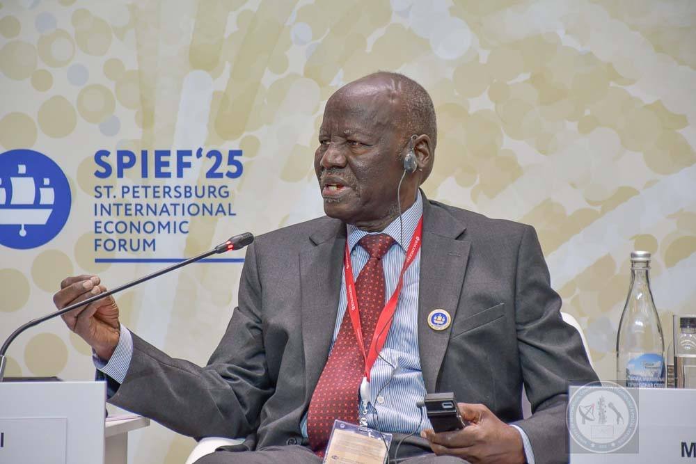 #SouthSudan's Minister of Transport, Hon. Lam Akol Ajawin raised the question of #UNSC🇺🇳 permanent seats at the St. Petersburg International Economic Forum (#SPIEF2025), saying #Africa's population is bigger than Europe, yet it has no permanent seat.
mictps.gov.ss/why-cant-afric…