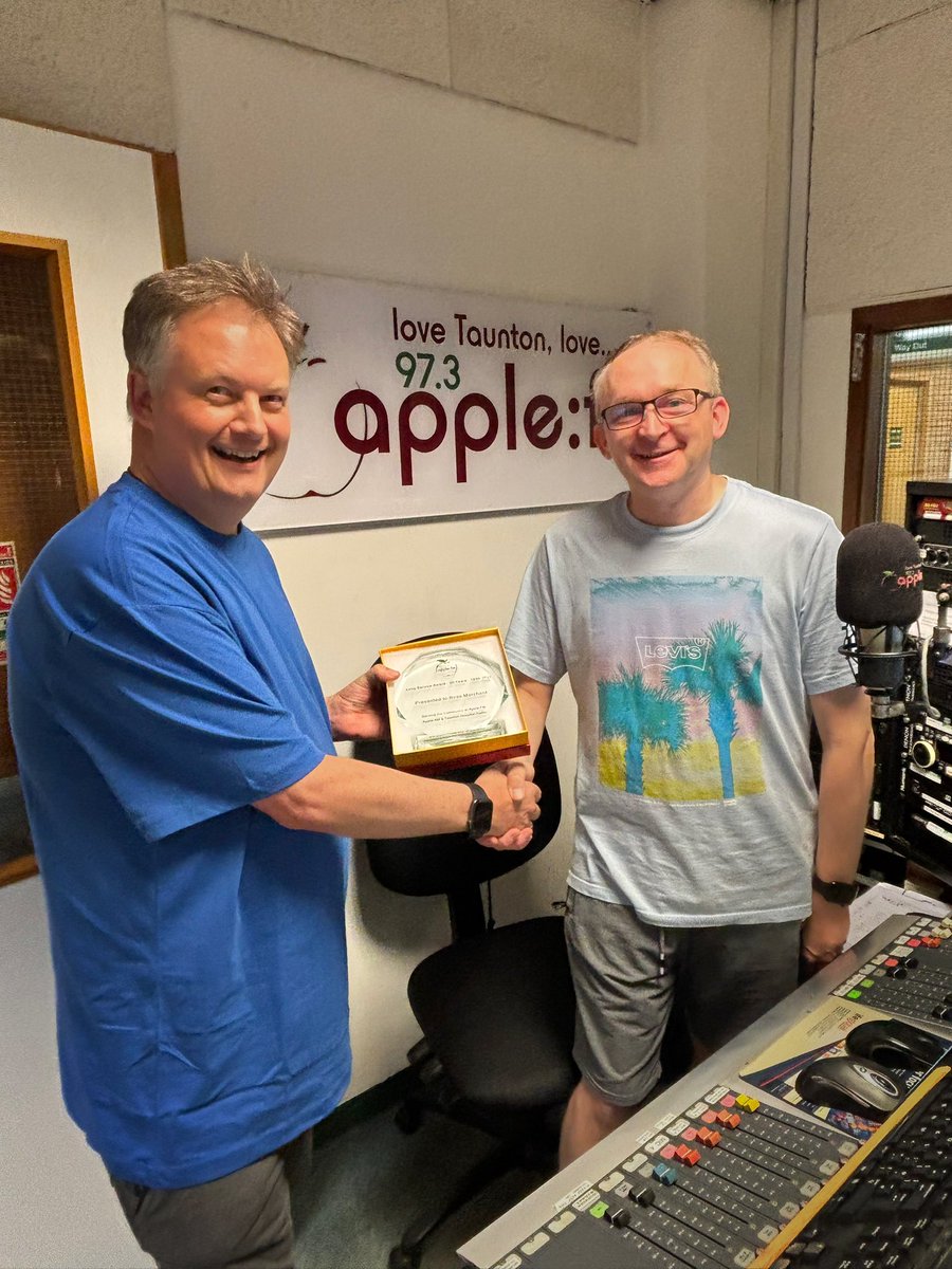 musicmaniashow's tweet photo. On Thursday evening Greg and Phil gate-crashed Music Mania to present Ross with a crystal trophy to honour the show’s recent 30th anniversary on @AppleFMTaunton. If you missed it, listen here… https://t.co/iHC83Jjocy #musicmania30 #applefm https://t.co/QGrz5opCi0