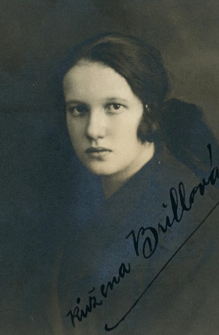 22 czerwca 1908 | W Pradze urodziła się czeska Żydówka Růžena Novotná.

Deportowana do #Auschwitz z getta w #Theresienstadt 6 września 1943 r. Nie przeżyła.