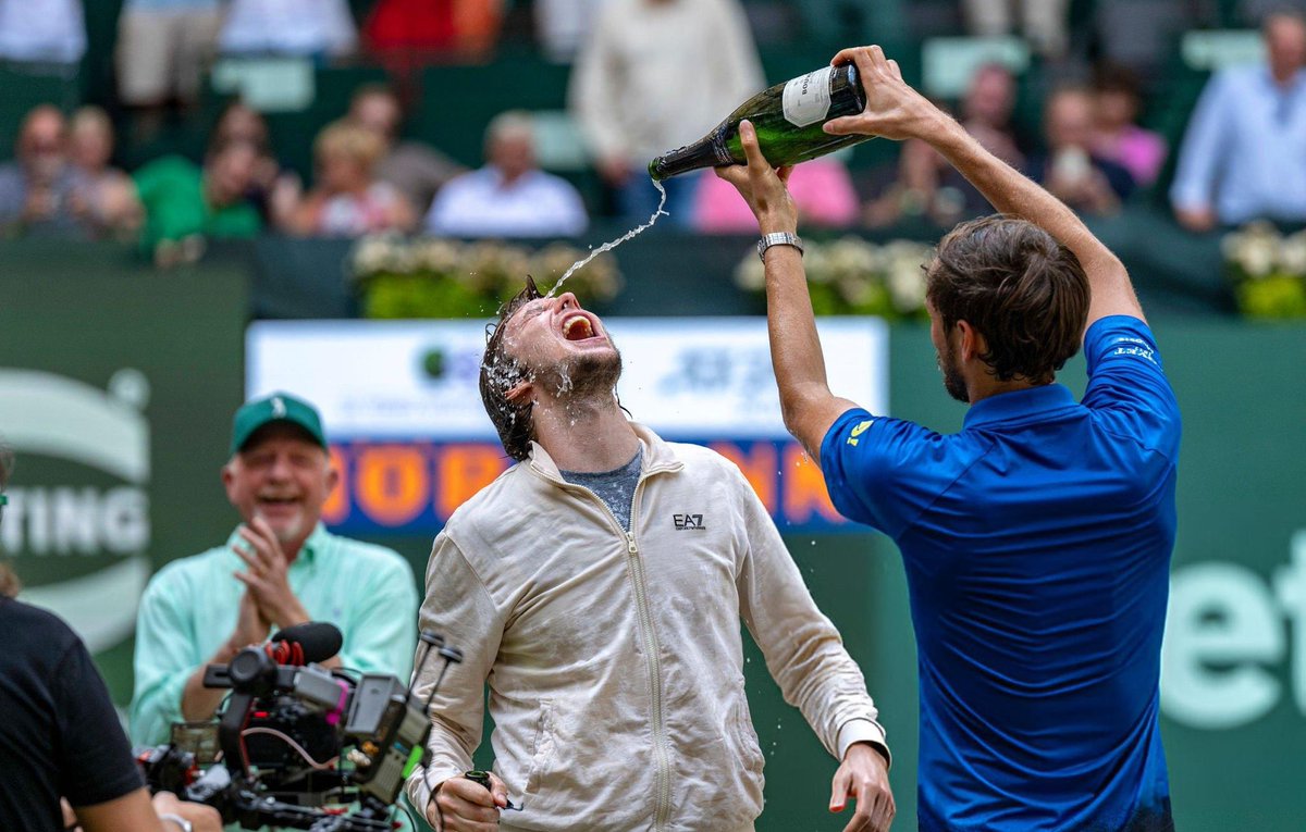 strangelysouls's tweet photo. @TennisWPHQ Bublik please!!! 🙏🙏🙏🙏🥺🥺🥺 https://t.co/GRxNiZZ1nL