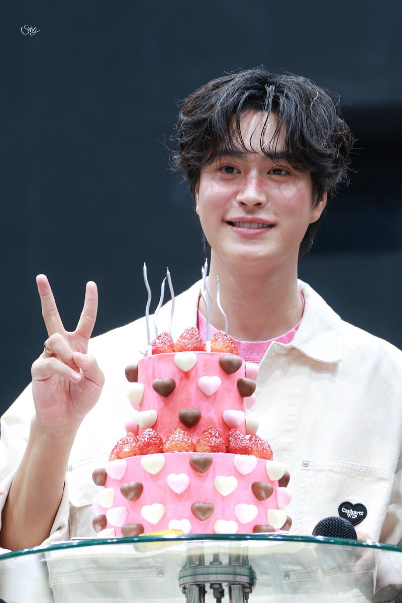 mieyakii's tweet photo. 🎀💗🩷🍥🍨💖💖🌸🎟🎀🍨🎀🌷🎀🖍💒💒🎟🤏🏻🤏🏻💖💭🩷🍨🍥🪧🐰💖🍰💒🧸🌷💖🍥🎀🌷🩰💒🌷💒🐰🪧🩷🩷💌💒🩰🌷🍨🍥🏹🕯🧁🩰🤲🏻💖🩰🧸🏹🌷🤍💌🍨👼🏻🩷🩷🩰🍥🪧🩷🧁🌷🩷🍥💖💖🐰🍨 

A LOVE LIKE NO OTHER 💞
#EndearingGEMINI21stBD
#Gemini_NT #เจมีไนน์ @gemini_ti https://t.co/kjmPioLpRd