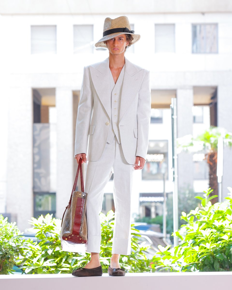 'This Spring-Summer is our first solo presentation of menswear since 2017 – and it’s great to be back in Milan, the home of menswear.' — Andreas Kronthaler

bit.ly/3HLBQrM

#VWSS26