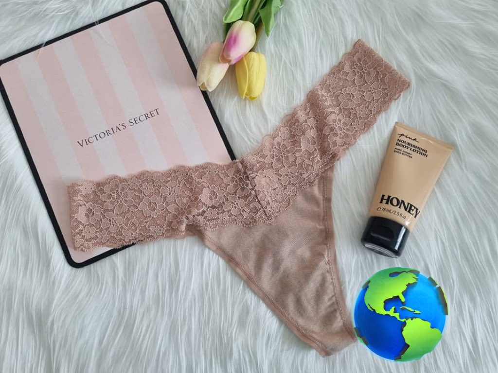 Talla M me queda 1, ando por el Tec de Mty. Quien jala al cambio?