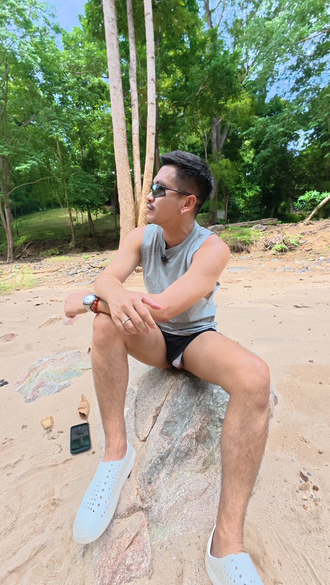 MENWEAR_DARK tweet media