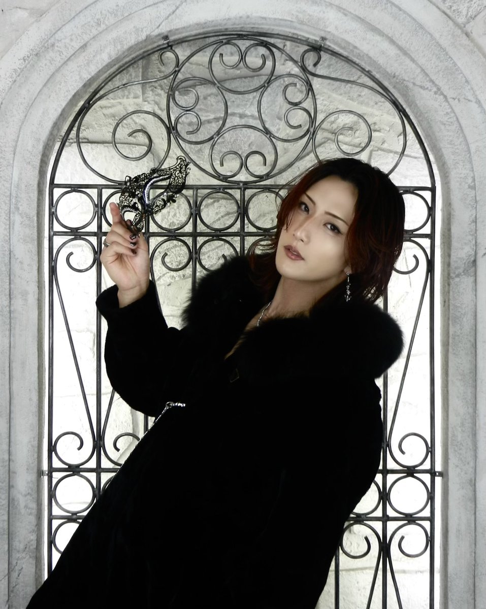 【ご報告】
6月26日（木）0:00〜
益川和久Official Fanclub
『MASQUERADE』の開設が決定いたしました！！！

本当にありがとうございます！！！！！！

詳細は僕のInstagramまで🙇‍♂️

僕のMASQUERADEで、皆さんをお待ちしております😉