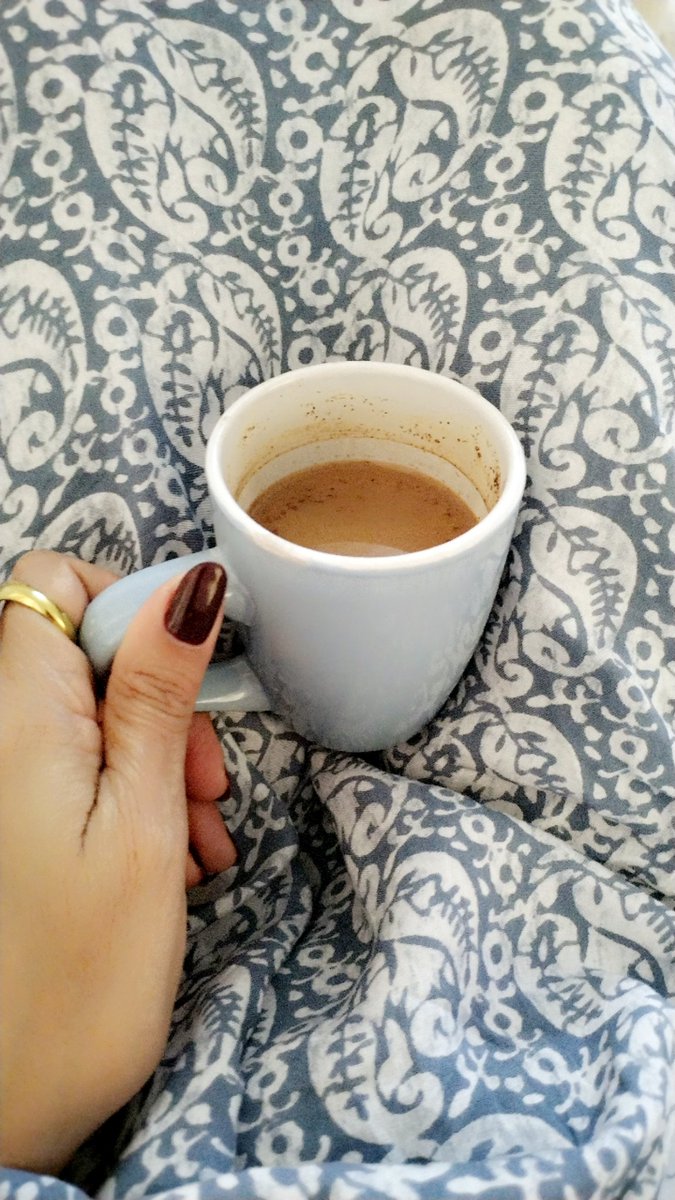 ربي يفرج عليك 
#شجون_الهاجري
الله يستر على كل مسلم