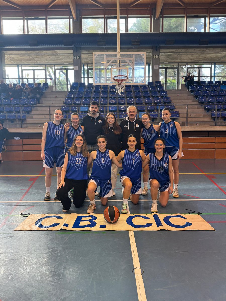 ClubBasquetCIC's tweet photo. SÈNIOR A FEMENÍ
#ciquers #cbcicampió #bluedevils #cbcic30 https://t.co/G5iYeT4AZF