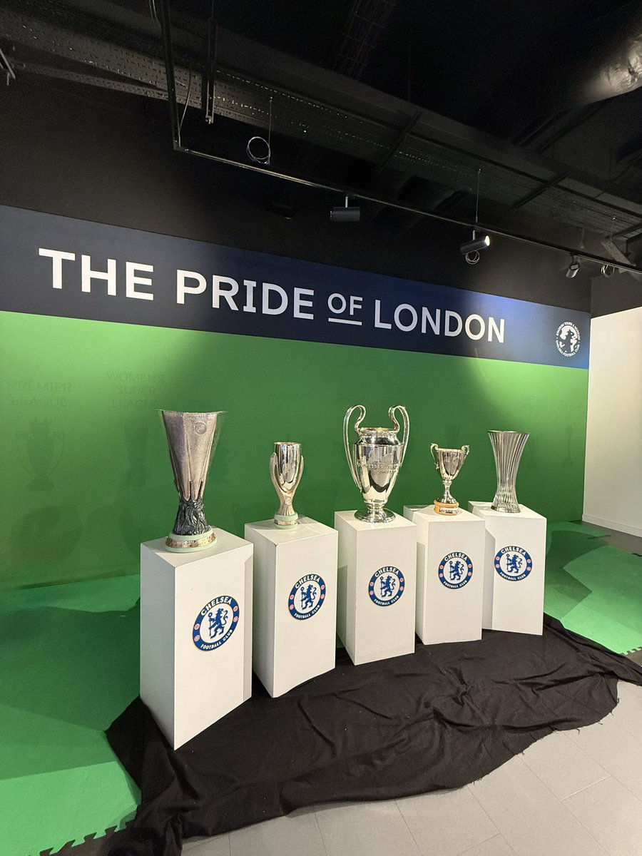 GeorgeOrchard6's tweet photo. 📍Stamford Bridge 🏟️🔵⚽️

The only football stadium with 5 UEFA trophies in the cabinet 🏆 https://t.co/p7M2ij3QPK