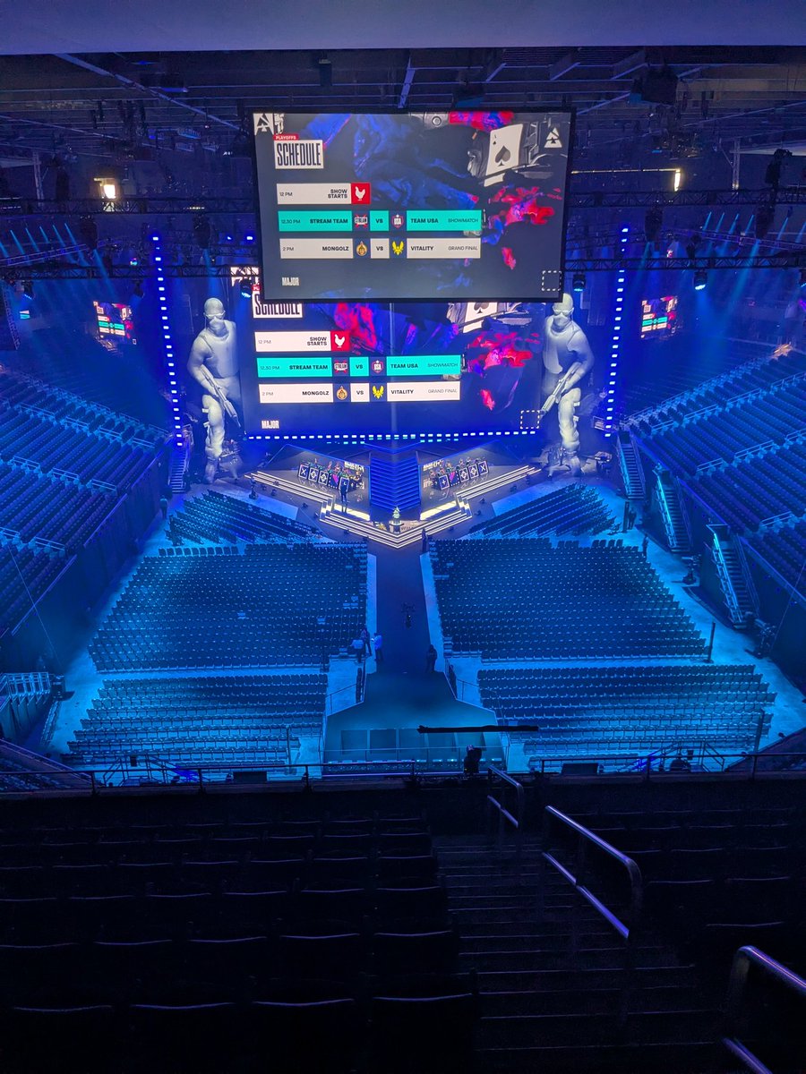 Good morning #USA 🌄 
Final day of the #BLASTMajor 
Who are you rooting for to lift this impressive and "heavy" 🏆
#cs2 #major #worldconnected