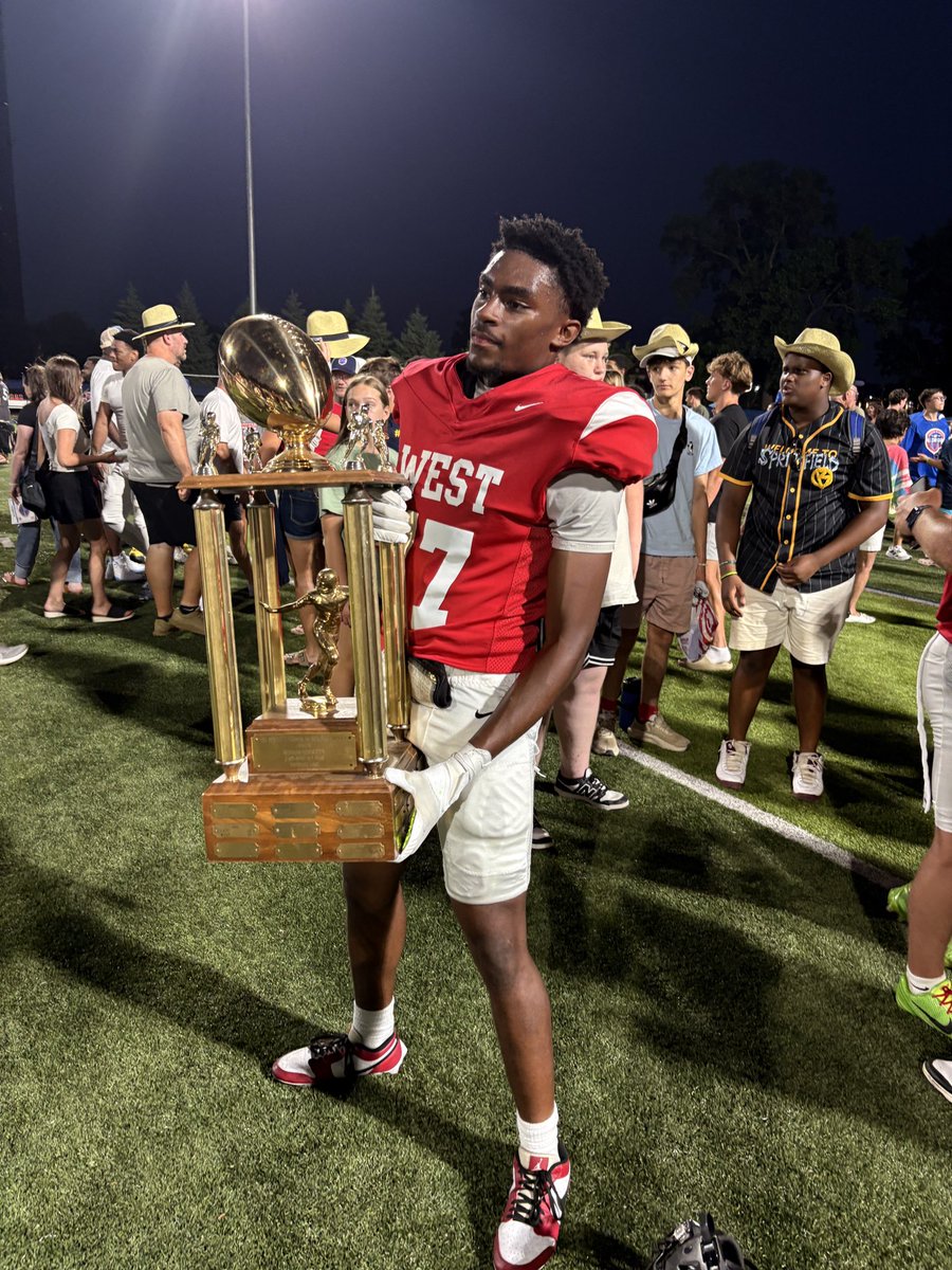matthew21evans's tweet photo. It was a blessing to not only compete in the all star game, but to leave my mark on it aswell💪💪 on to college ball❗️ https://t.co/rNqVUBD8NO