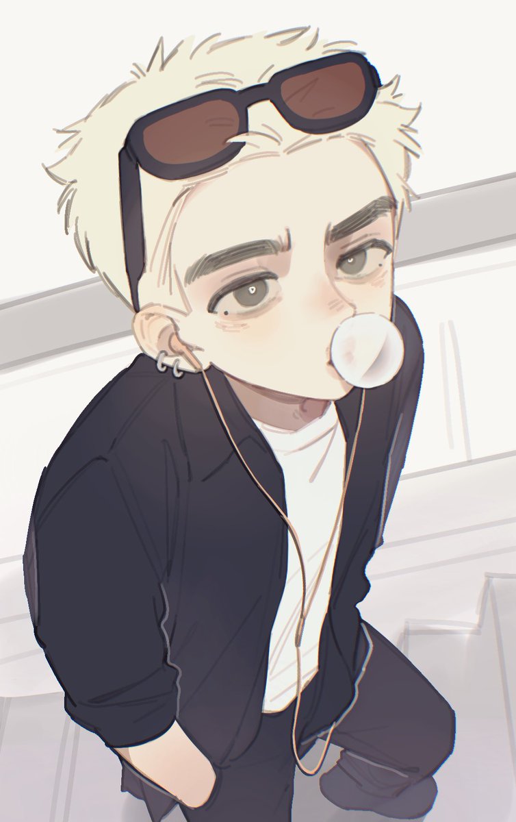 幽灵涟漪 (@sakimtr_exo) on Twitter photo 