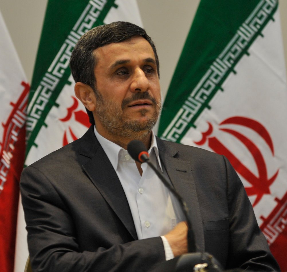 Fringe Community guy (@communityguy2_) on Twitter photo When folks say there is no usury banking system or freemasonry in Iran and they are the good guys!
Lol, they are all on the same side and want you to keep picking one.. When folks say there is no usury banking system or freemasonry in Iran and they are the good guys!
Lol, they are all on the same side and want you to keep picking one..