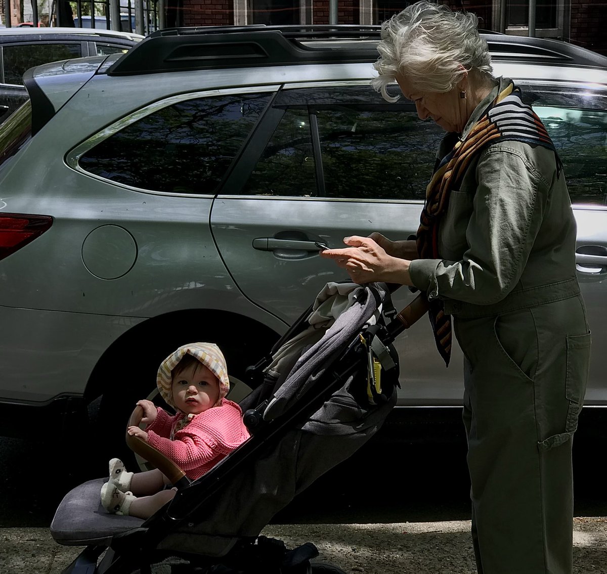 gm 🗽🤍

share your art, and remind others what peace looks like.