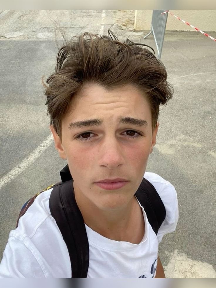 Surprise pour tout les rt 😈

J'ai ouvert un télégram payant avec sextapes, lives, nudes ect pv si intéressé