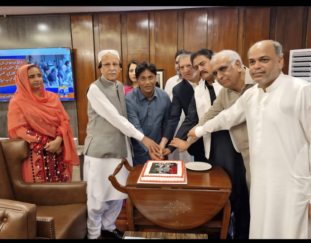 we commemorated the birthday of Shaheed Mohtarma Benazir Bhutto at the Senate of Pakistan with great respect and admiration.
We salute her legacy of democracy, public service, and sacrifice.
Her mission lives on in the heart of every PPP worker.
#PPP #BenazirBhutto #Democracy