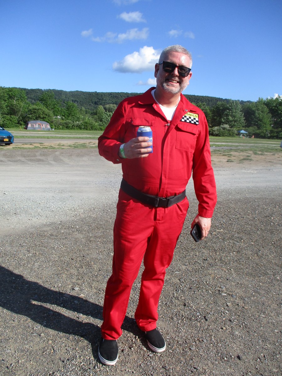 brotherzee's tweet photo. More pix from the @MST3K Ultimate Fan Event at @MahoningDIT in Lehighton, PA this month! #MST3K #drivein #driveintheater #driveintheaters #driveinmovie #driveinstyle #MST3000 #ItStinks https://t.co/Rh736vsqdV