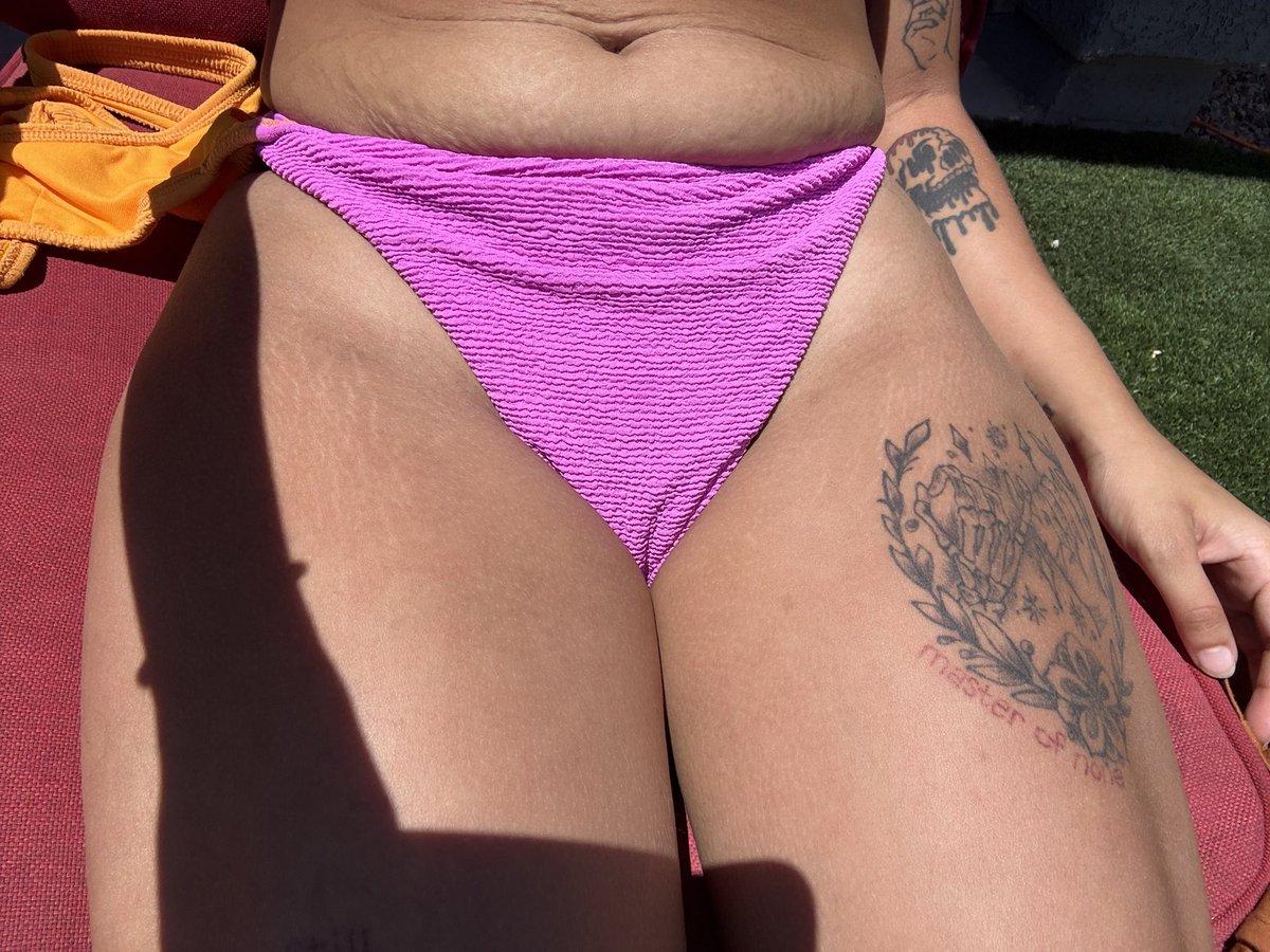 rubymarieemami's tweet image. It’s Sunday so come get sundazed on my OF😇

onlyfans.com/milkymarieeeaz