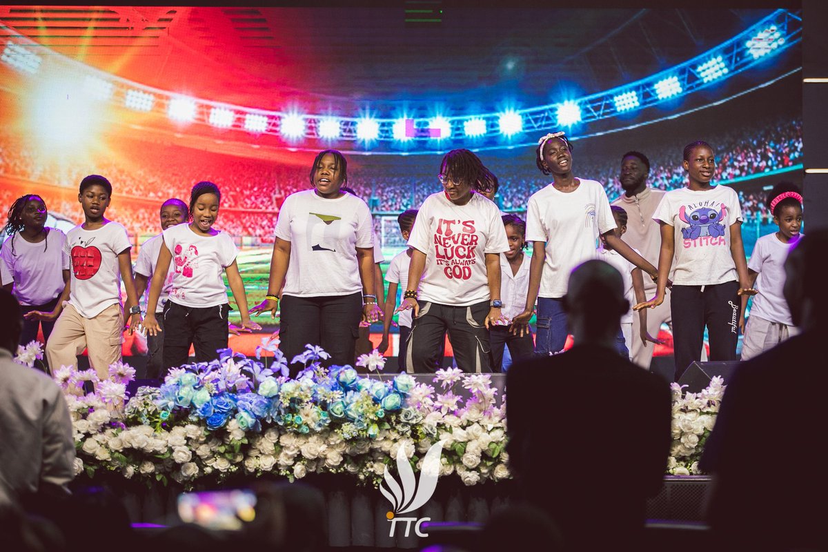TransformersNG's tweet photo. SPORTS WEEKEND SUNDAY SERVICE || AMAZING PERFORMANCE FROM THE TEEN  CHURCH 

#transfornersng #ttc #sportsweekend #fieldoffaith2.0 #levelup #sundayservice https://t.co/nTcaASWps8
