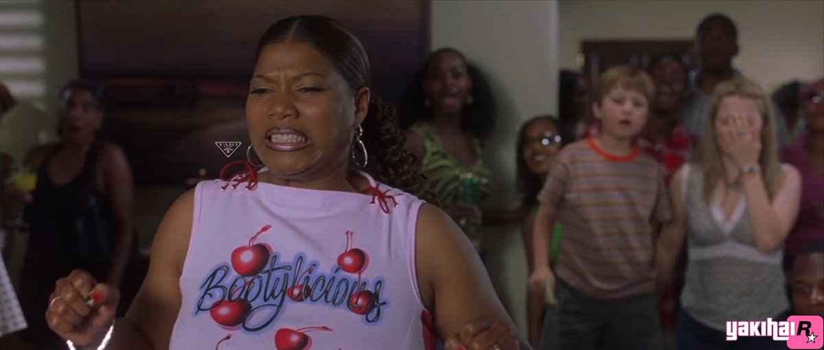 yakihair's tweet image. Queen Latifah as Charlene in &apos;Bringing Down The House&apos; (2003).