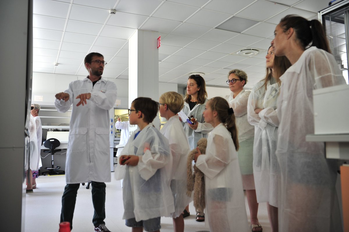 INRSfrance's tweet image. 🎬 Clap de fin pour nos portes ouvertes du 22 juin !
🧪 660 visiteurs dans nos laboratoires de recherche 
🙏 Merci à toutes et tous pour votre curiosité et votre énergie !
👏 Et un immense bravo aux équipes INRS pour les démonstrations toute la journée
#INRSFrance #Recherche