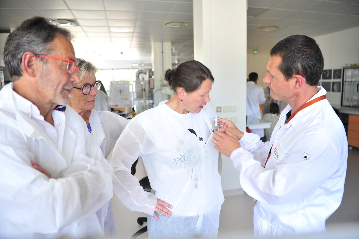 INRSfrance's tweet image. 🎬 Clap de fin pour nos portes ouvertes du 22 juin !
🧪 660 visiteurs dans nos laboratoires de recherche 
🙏 Merci à toutes et tous pour votre curiosité et votre énergie !
👏 Et un immense bravo aux équipes INRS pour les démonstrations toute la journée
#INRSFrance #Recherche