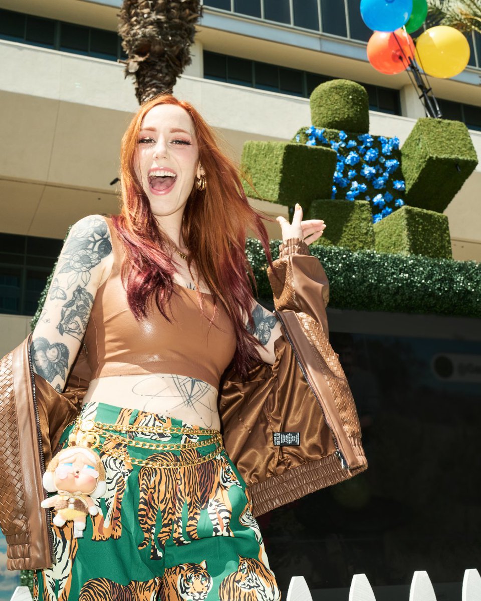 .<a href="/MeganPlays/">Megan ✧.*</a> is serving up smiles &amp; <a href="/Roblox/">Roblox</a> realness at VidCon!