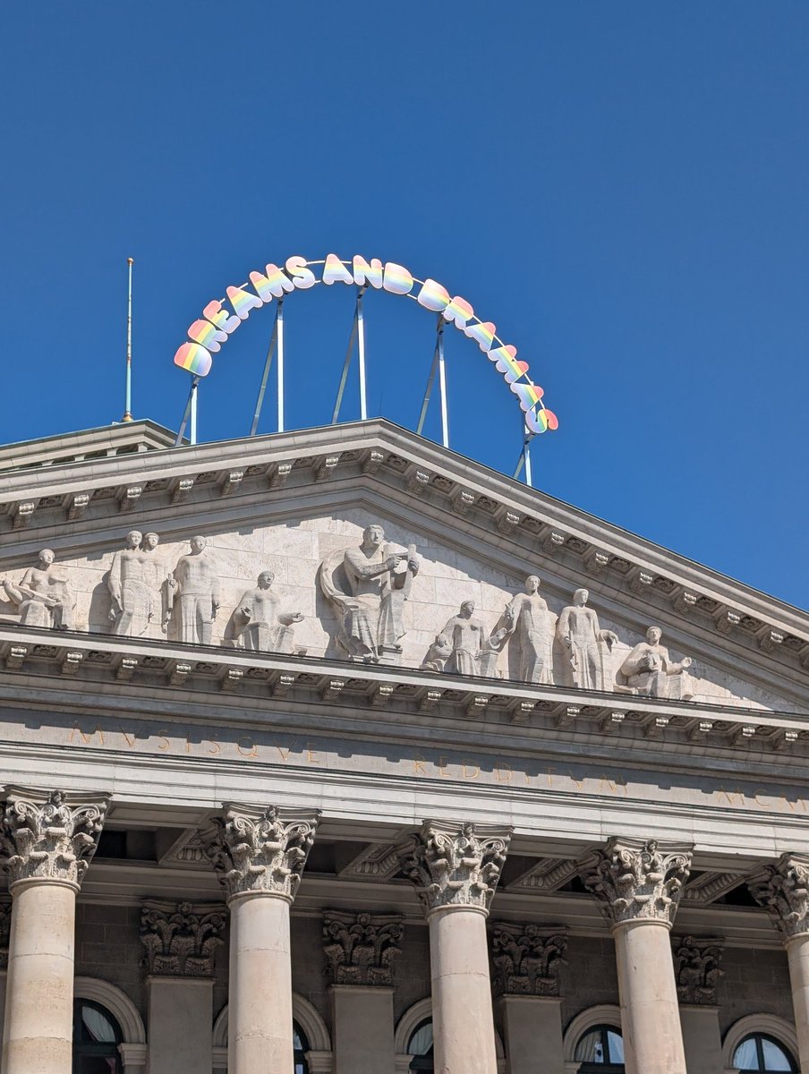 Bayerische Staatsoper #ugorondinone
Dreams and Dramas